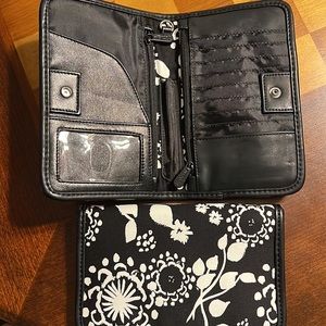 Thirty-one Timeless wallet